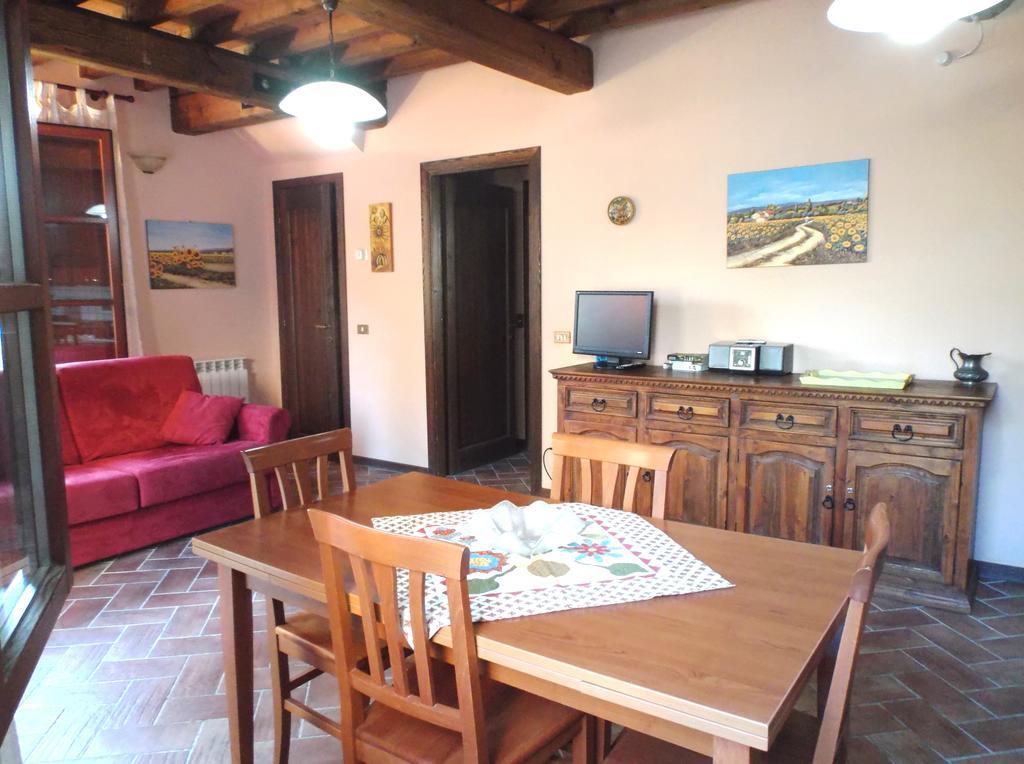 Apartments Borgo Toscano Gambassi Terme Phòng bức ảnh